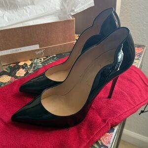 Christian Louboutin Hot Chick 100 Black